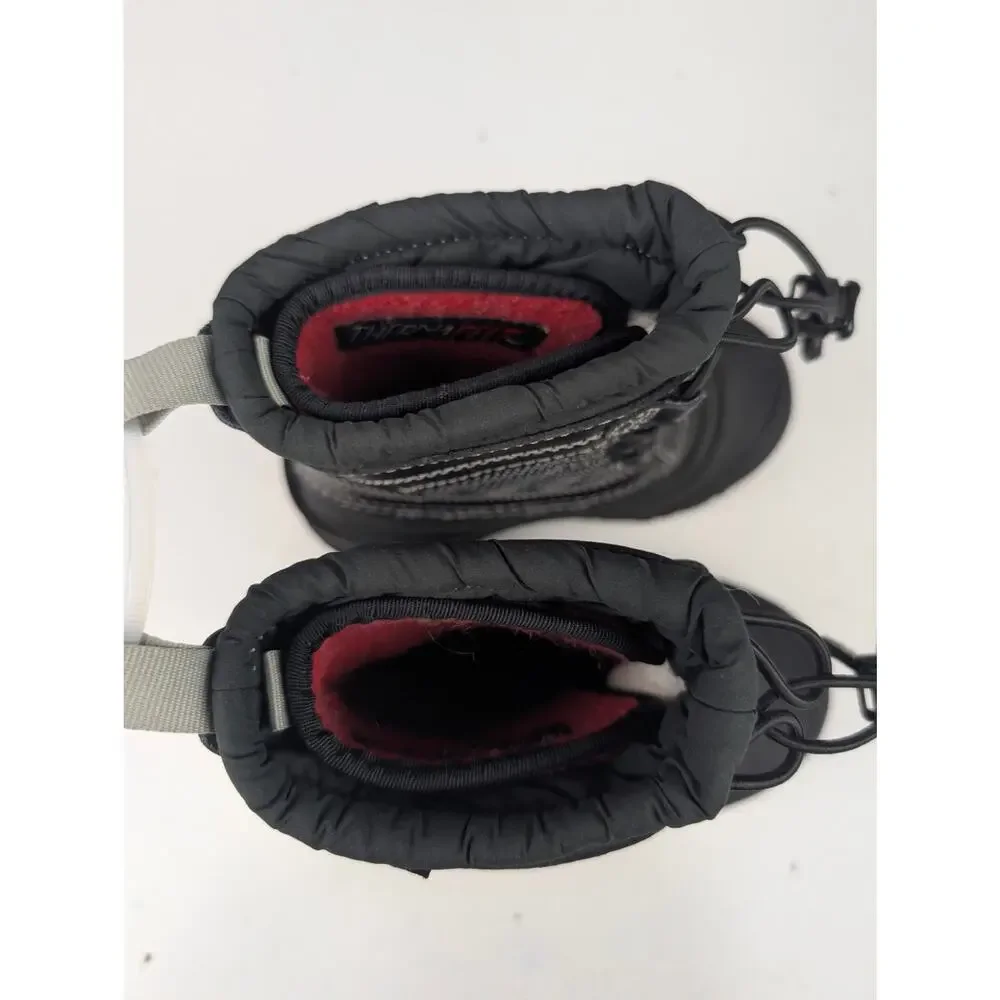 The North Face Youth 10 Alpenglow IV Black Snow Boots